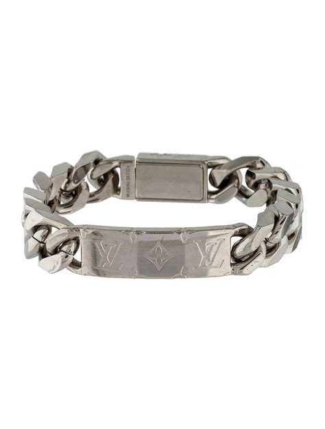 LOUIS VUITTON BRACELET monogram chain .